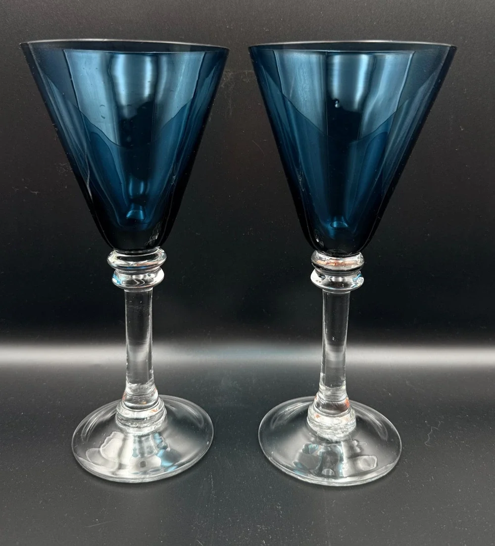 Set 2 Two Tone Sapphire Blue Deep Teal Clear Wine Cocktail Glasses V Shaped Bowl
